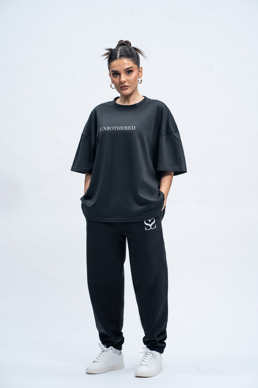 Oversized Tee - UNBOTHERED