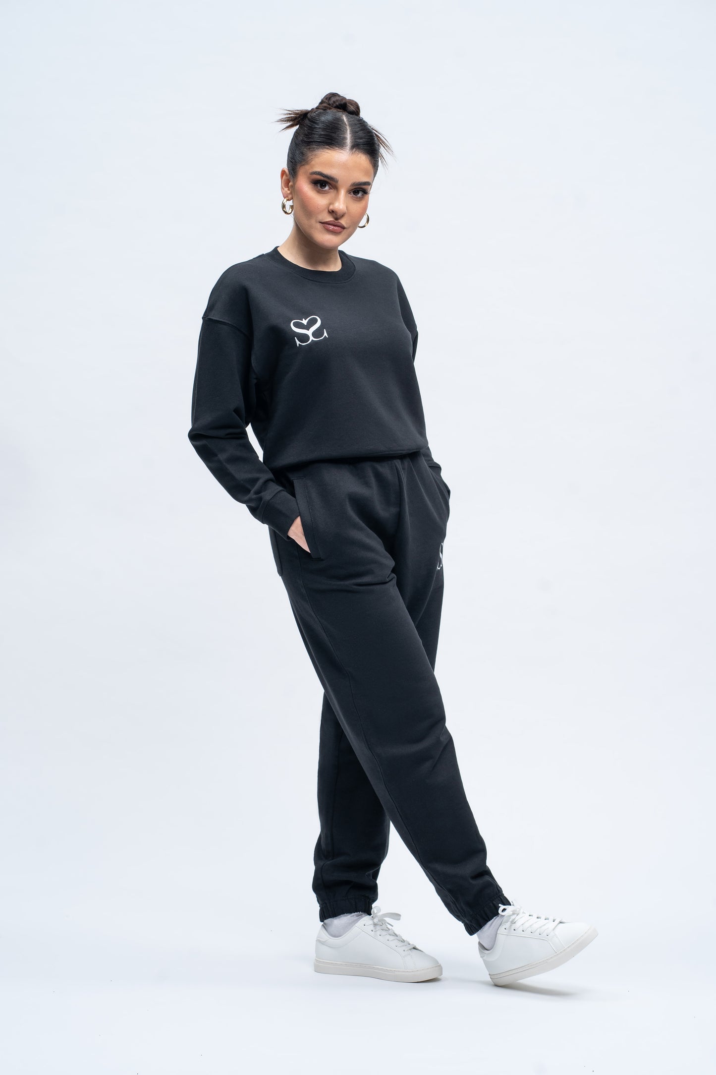 Sahar Fashion Cropped Sweatshirt